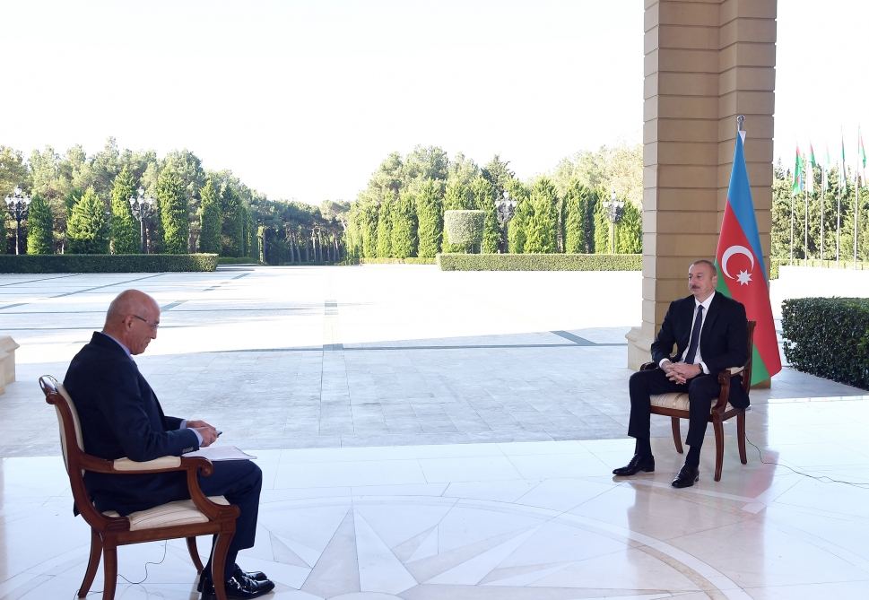 Prezident İlham Əliyev: Bizim yanaşmamız budur ki, bu məsələ hərbi-siyasi yollarla çözülsün