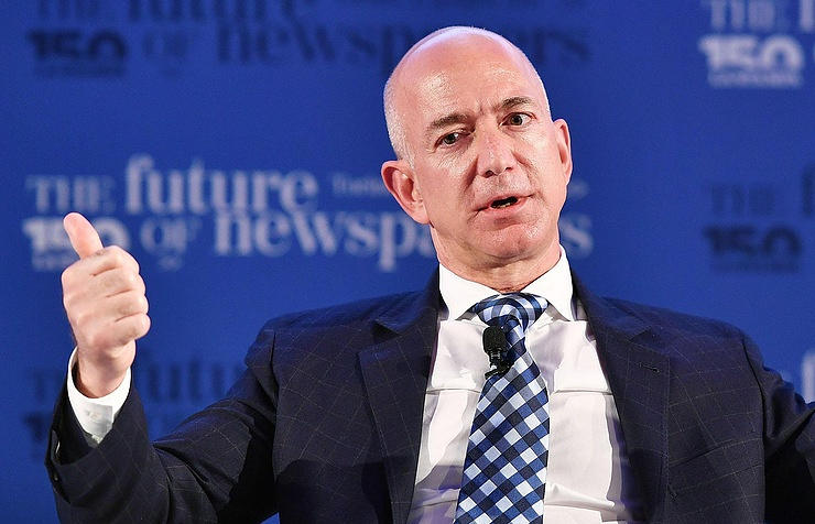 Bezos 10,2 milyard dollardan çox məbləğinə "Amazon" səhmlərini satıb