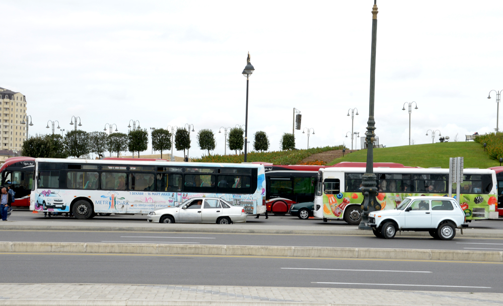 Bakıda daha bir marşrut xəttinin hərəkət sxemi dəyişdirildi