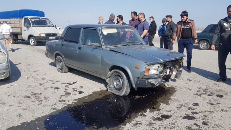 Ucarda 5 avtomobil toqquşub