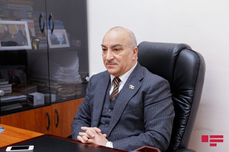 Deputat Ombudsman haqqında Konstitusiya qanununun yenidən qəbul olunmasını təklif edib