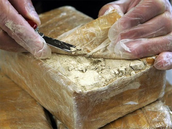 Bakıda keçmiş məhkumdan narkotik götürülüb