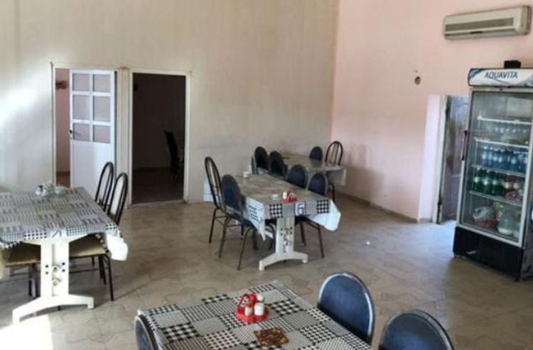 Satlıda gecə saatlarında fəaliyyət göstərən kafe aşkar edilib