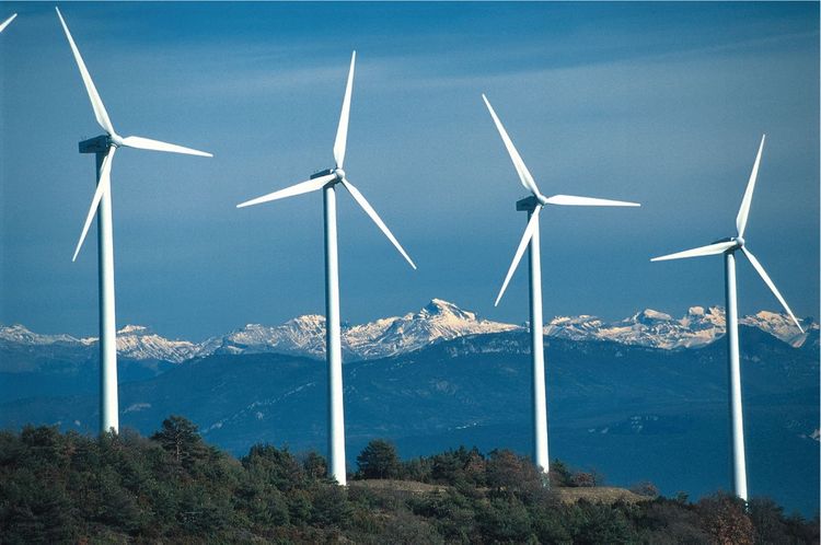 Avropa ölkələri külək enerjisi layihələrinə investisiyaları ötən il 75% artırıb
