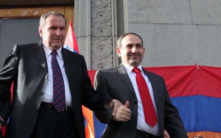 Paşinyan: "2018-ci ildə Ter-Petrosyan mənə Qarabağda torpaqları qaytarmağı təklif etmişdi"