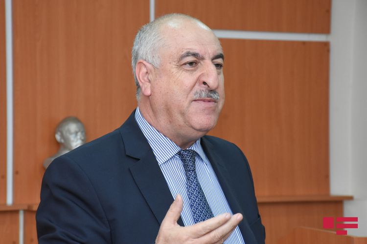 Mirsalam Qənbərov: "Abşeron yarımadasında 1000 hektar neftlə çirklənmiş ərazi mövcuddur"
