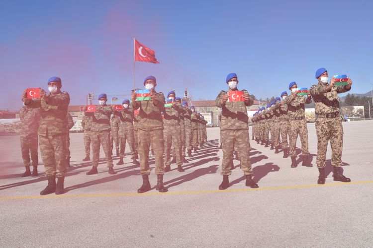 Türkiyə MN: Azərbaycan hərbçiləri İspartada keçirilən kursu uğurla bitirib