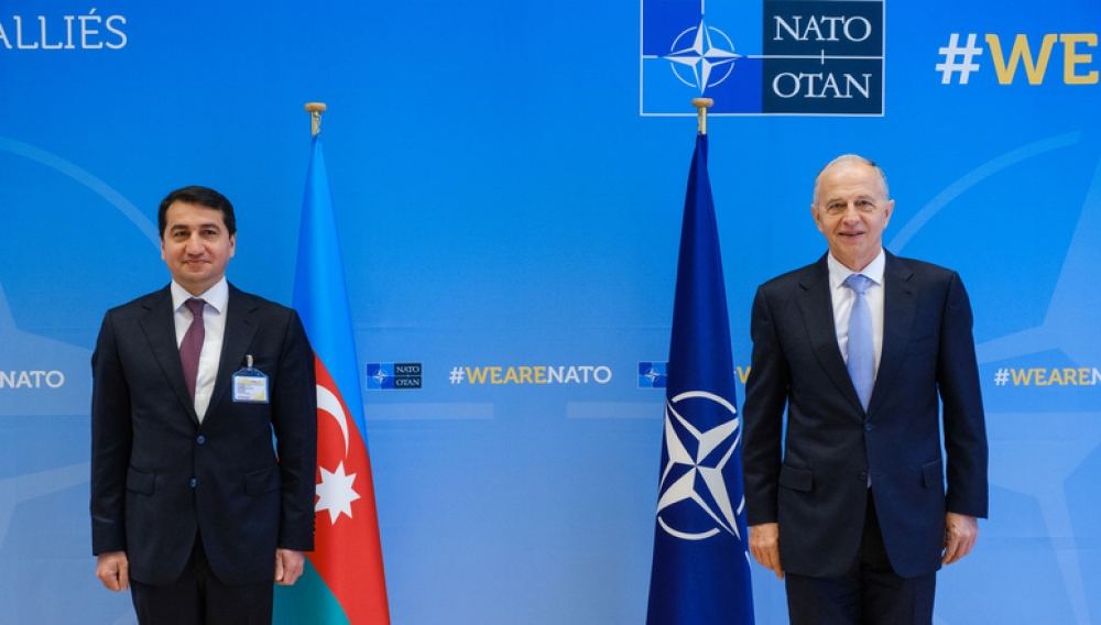 Hikmət Hacıyev Brüsseldə NATO-nun Baş katibinin müavini ilə görüşüb - FOTO