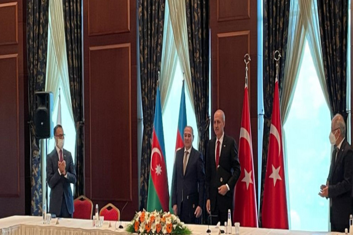 Ankarada YAP və AKP əməkdaşlığa dair niyyət protokolu imzalayıb