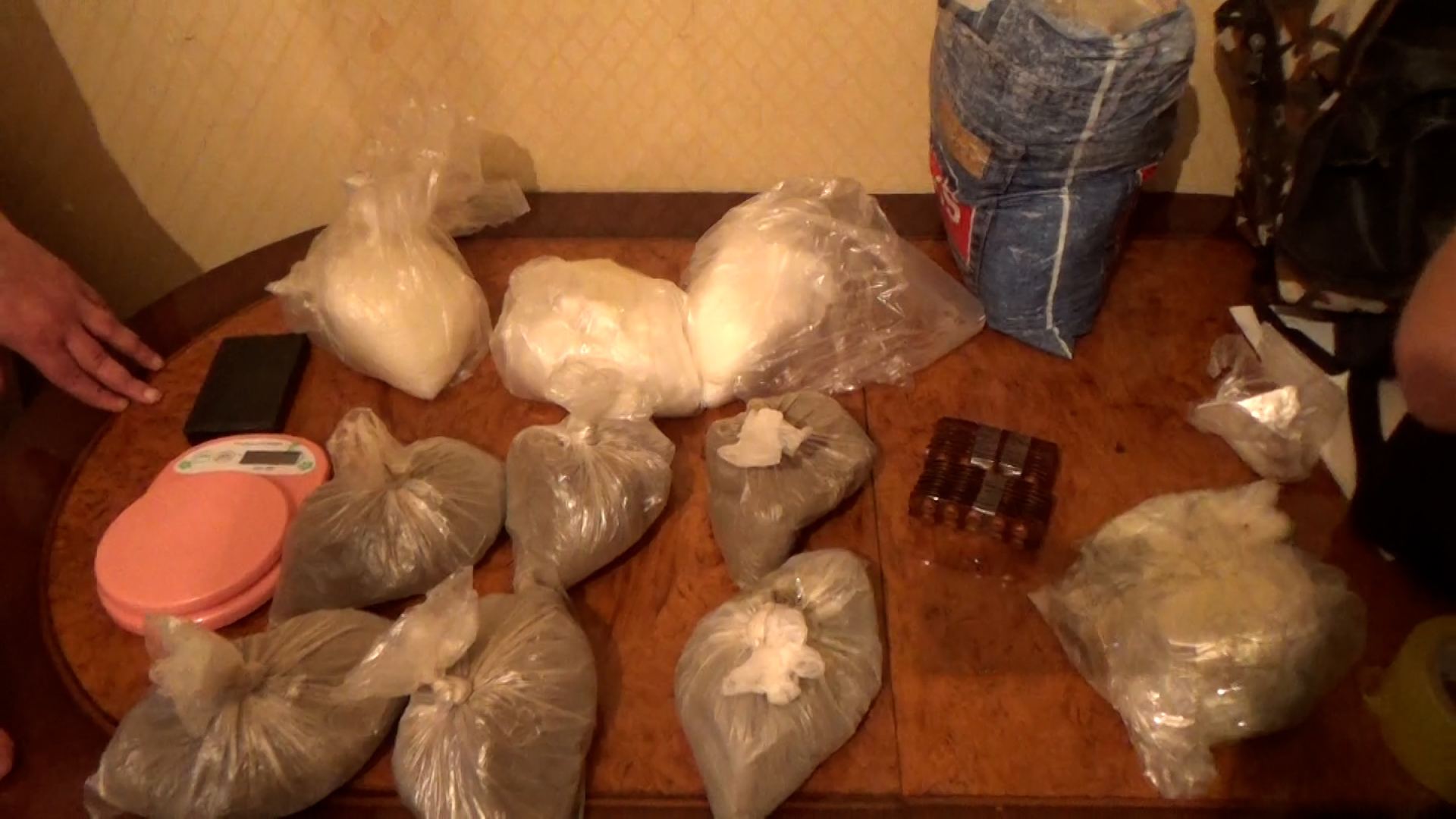 Dövriyyədən 35 kiloqram narkotik çıxarılıb - FOTO/VİDEO