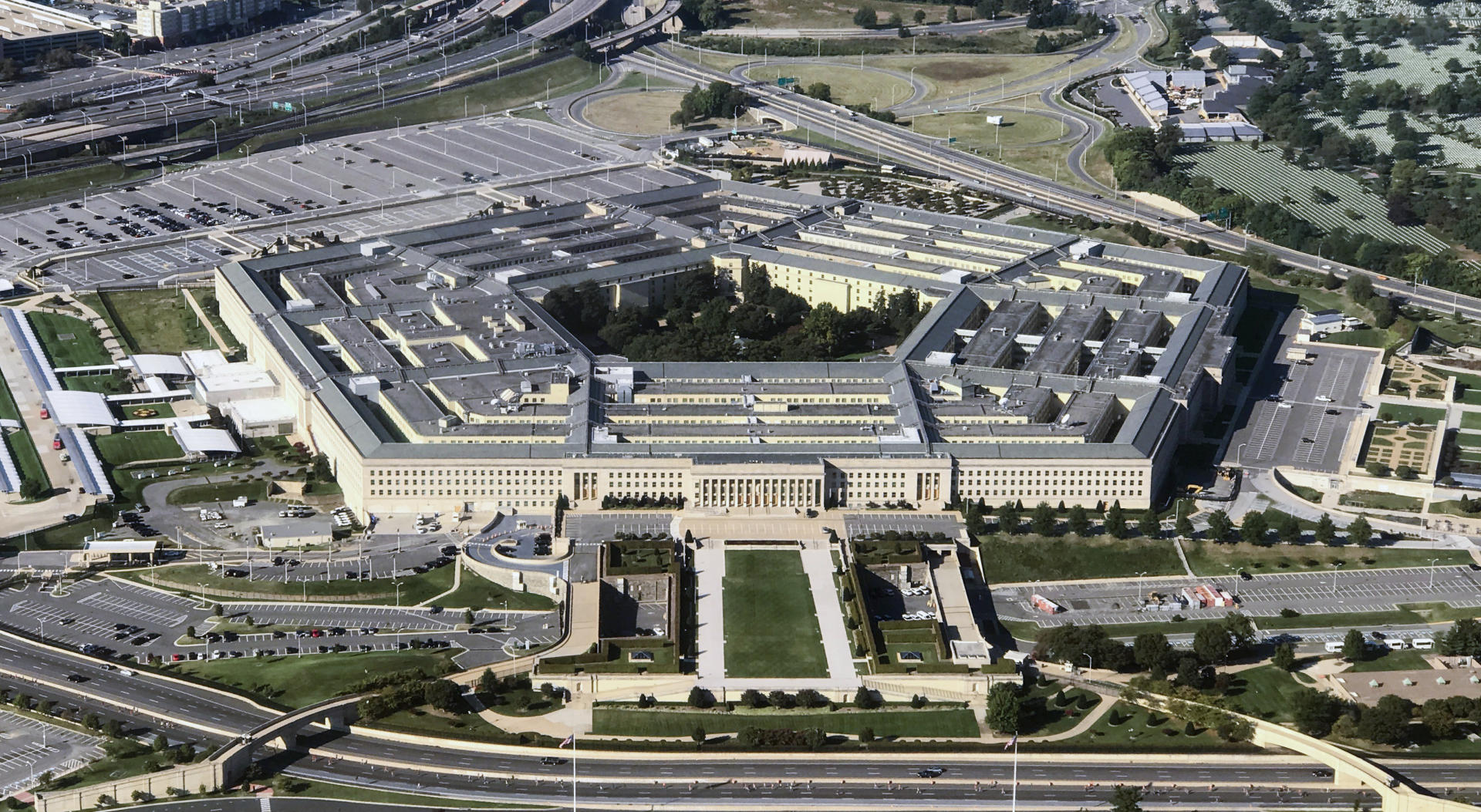 ABŞ-ın yenilənmiş milli müdafiə strategiyası 2022-ci ilin əvvəlində təqdim ediləcək - Pentaqon