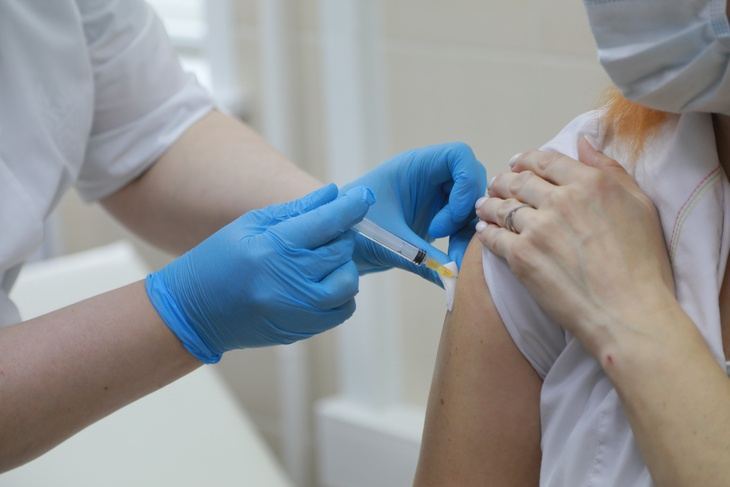 Vaksinasiya Britaniyada 14 min ölüm halının qarşısını almağa imkan verib