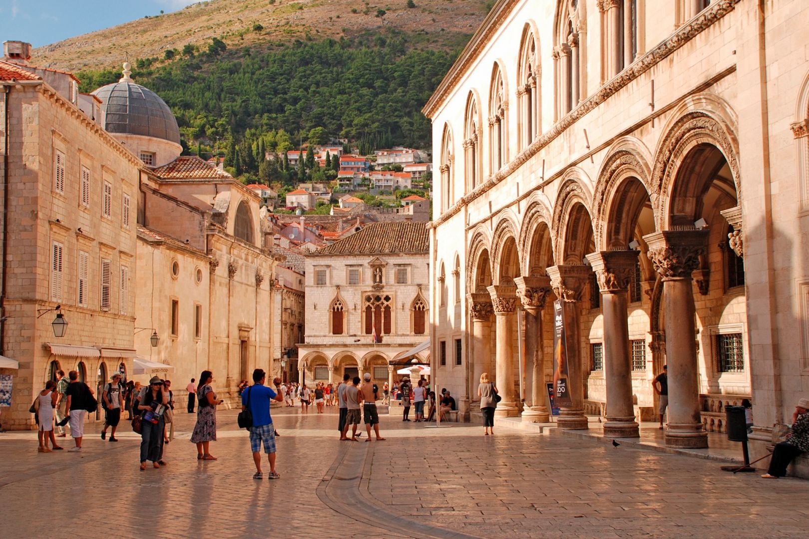 Xorvatiyaya turist axını 40 faiz artıb