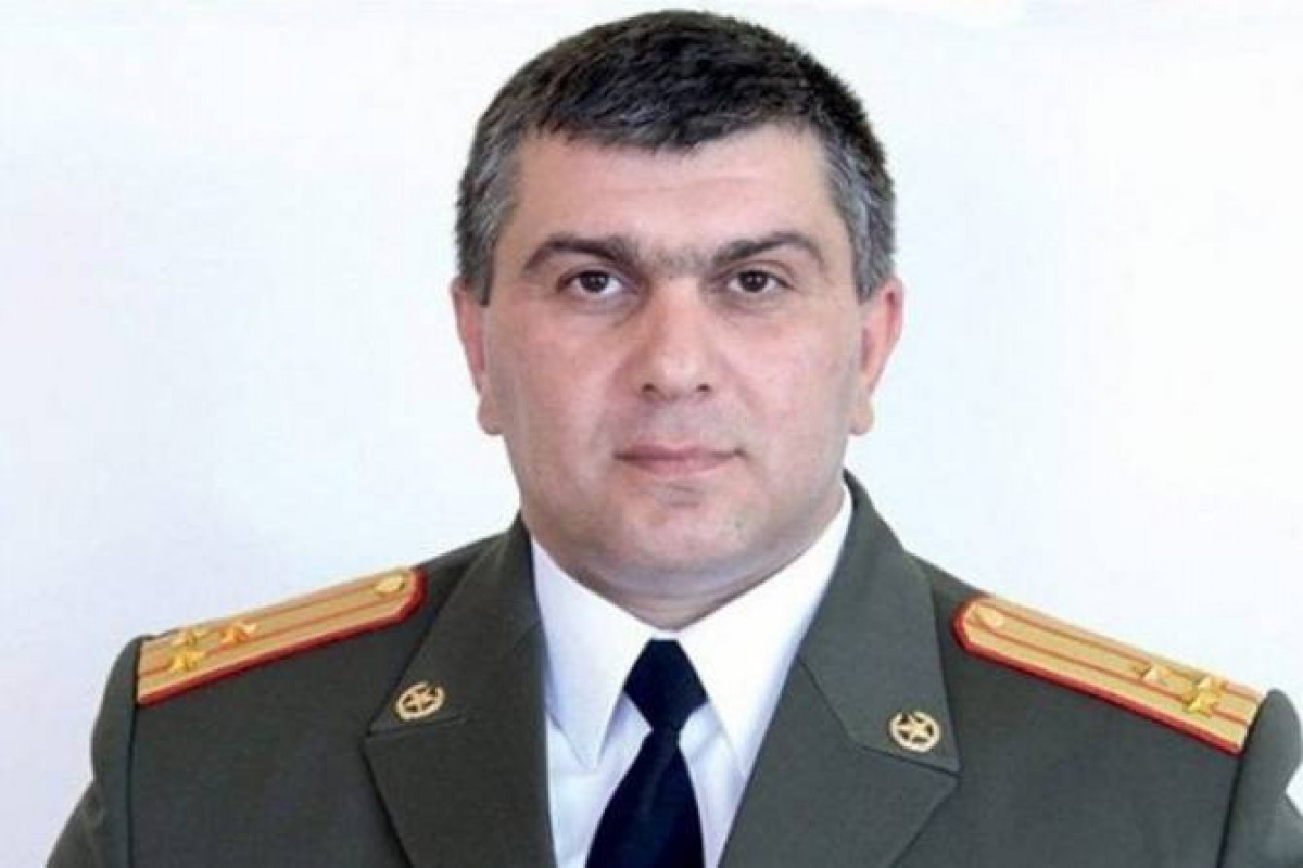 Ermənistanda Paşinyanın istefasını tələb edən korpus komandiri işdən çıxarılıb