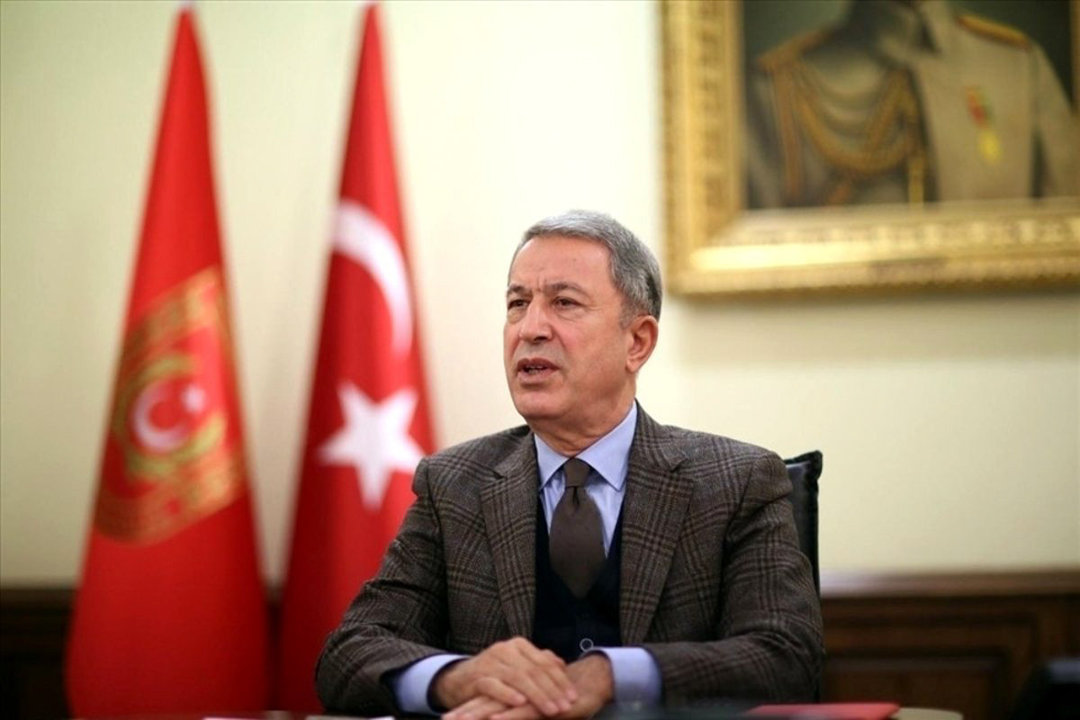 Hulusi Akar Türkiyə hərbçilərinin Əfqanıstandakı fəaliyyətilə bağlı iclas keçirib