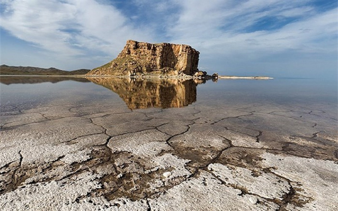 Urmu gölündə son durum açıqlandı: Suyun həcmi 1.96 milyard kubmetr azalıb