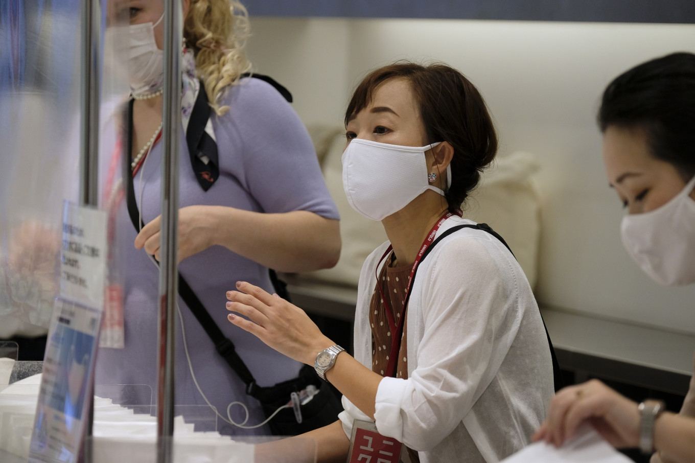 Yaponiyada koronavirusla bağlı qaydalar yumşaldılır