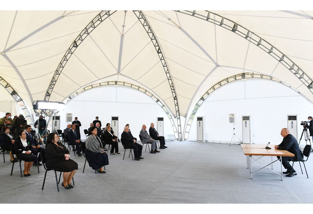 Prezident İlham Əliyev Xocavənd rayon ictimaiyyətinin nümayəndələri ilə görüşüb