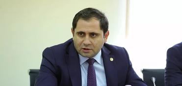 Министр обороны Армении оштрафован