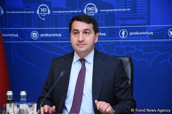 Hikmət Hacıyev Xocavənddə aşkarlanan kütləvi məzarlıq ilə bağlı paylaşım edib