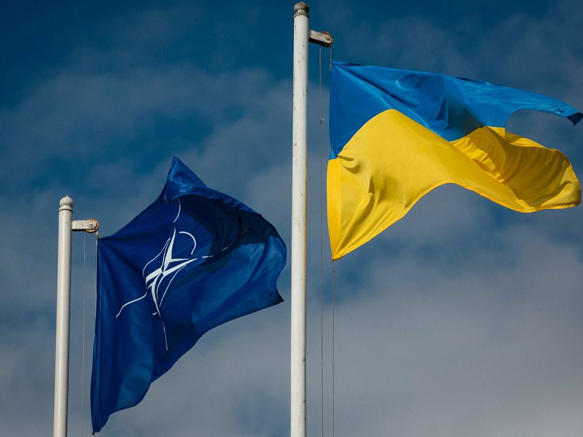 NATO Ukrayna üzərindəki hava məkanını bağlamayacaq