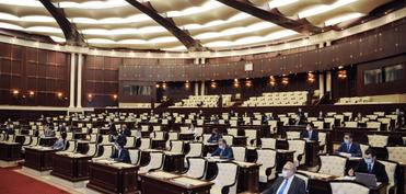 Milli Məclisin Hesablayıcı komissiyasın tərkibi yenidən formalaşdırılıb