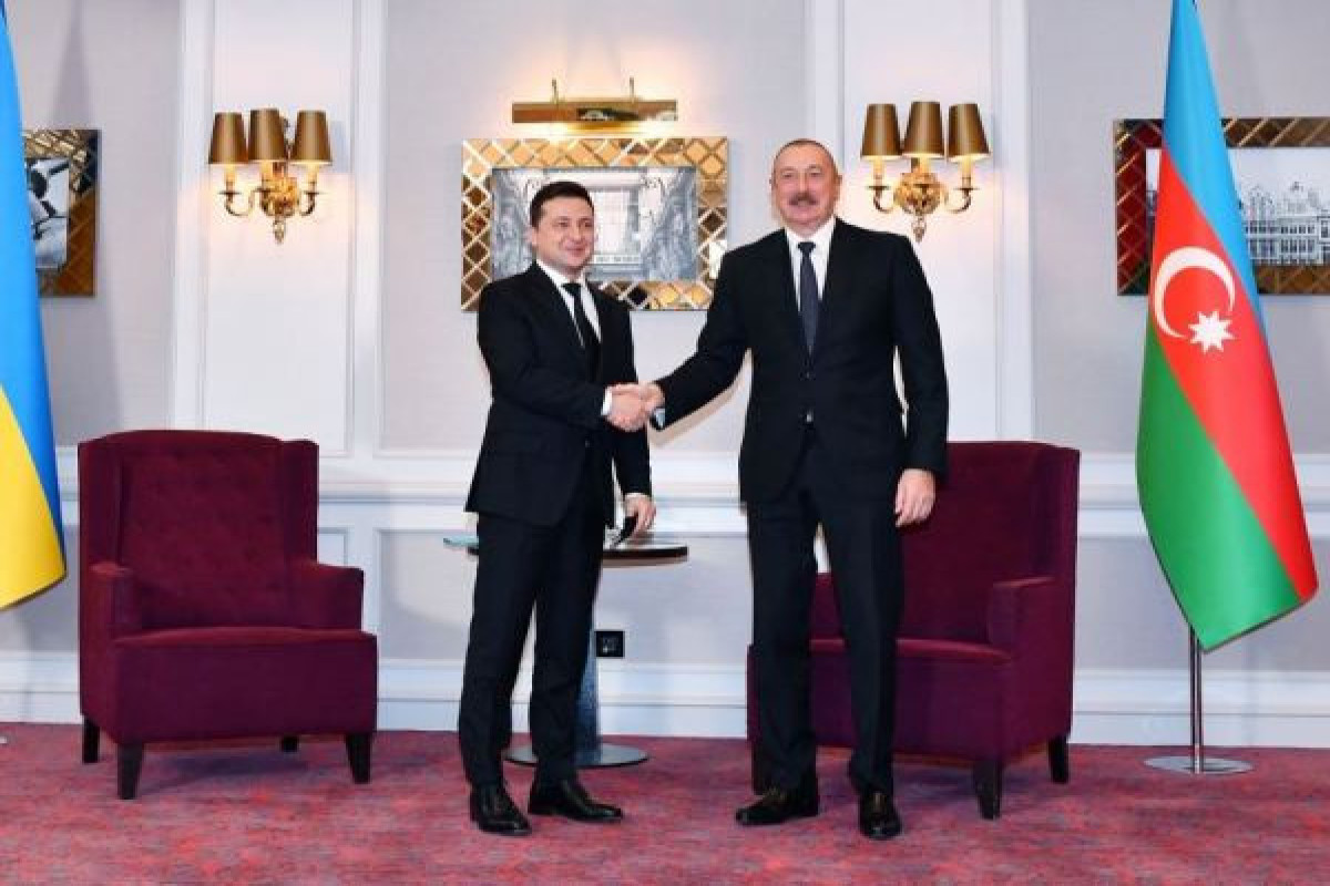 Zelenski humanitar yardıma görə Prezident İlham Əliyevə təşəkkür edib