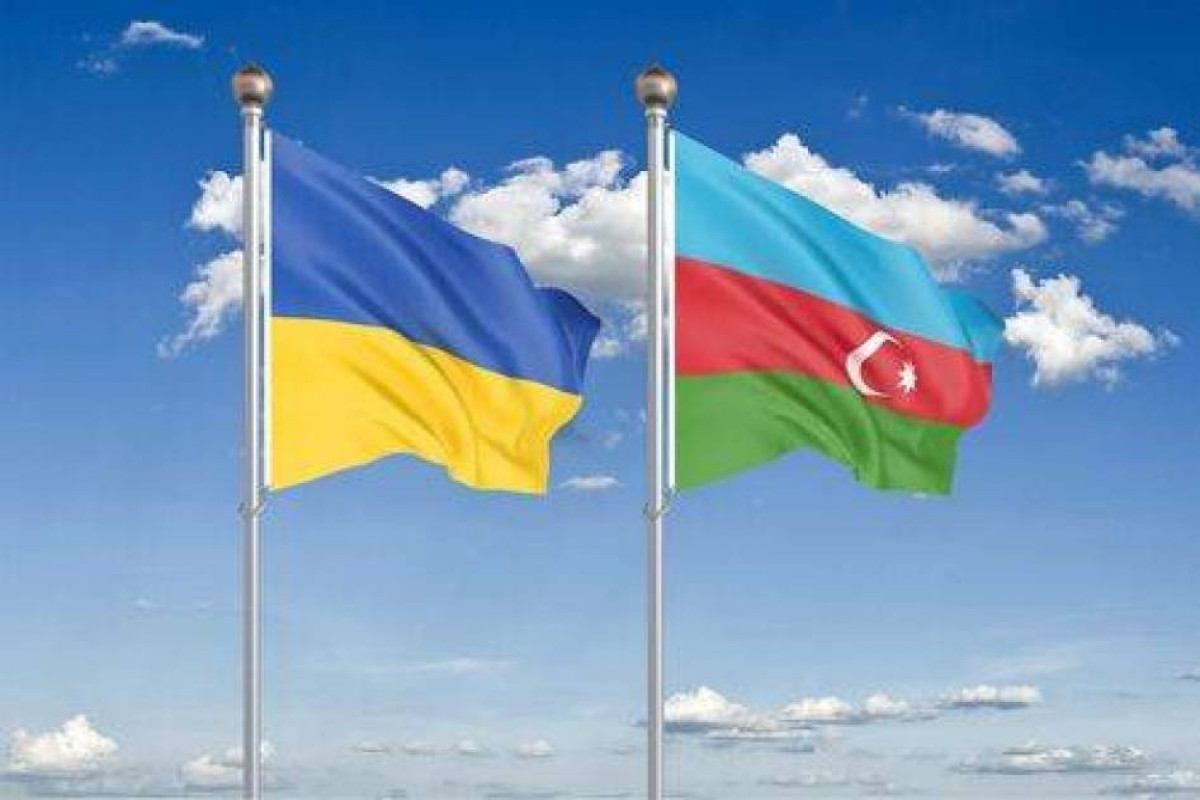 Azərbaycan Moldovadakı ukraynalı qaçqınlara yardım göndərib