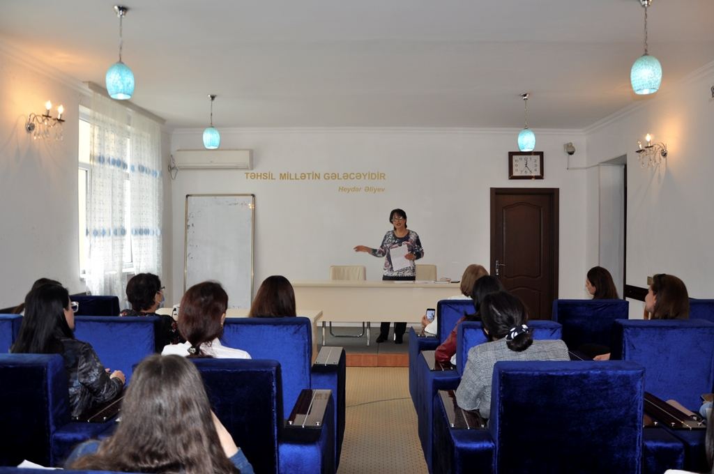 BDU-nun professoru Mingəçevir Dövlət Universitetində seminar keçirib