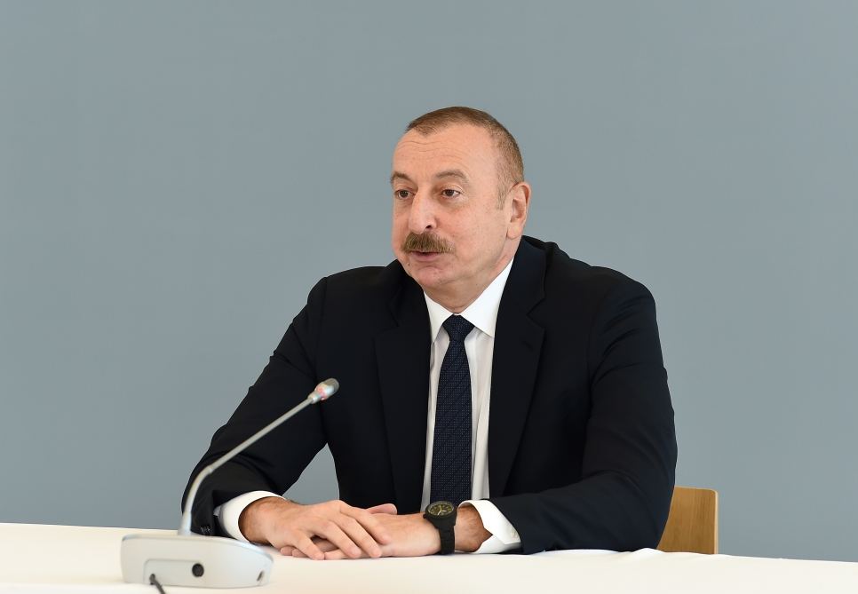 Prezident İlham Əliyev: Ermənistan Azərbaycan sərhədinədək dəmir yolu layihəsinin texniki-iqtisadi əsaslandırmasına heç başlamayıb