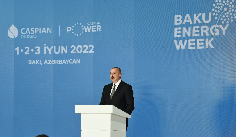 Prezident İlham Əliyev: Zəngəzur dəhlizi yalnız yüklər üçün deyil, elektrik enerjisi üçün mühüm ixrac marşrutu ola bilər