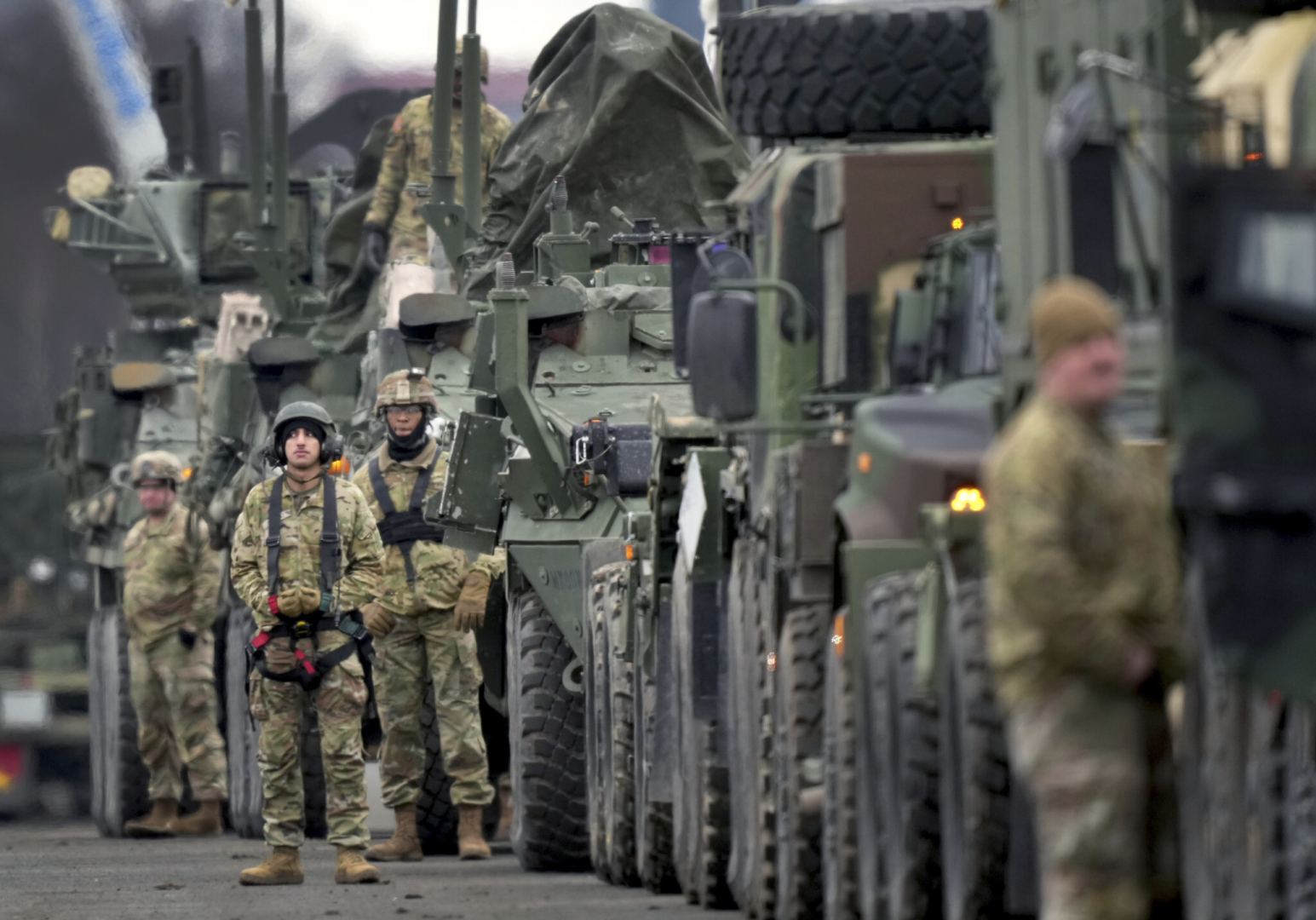 Baltikdə NATO-nun hərbi təlimləri başa çatıb