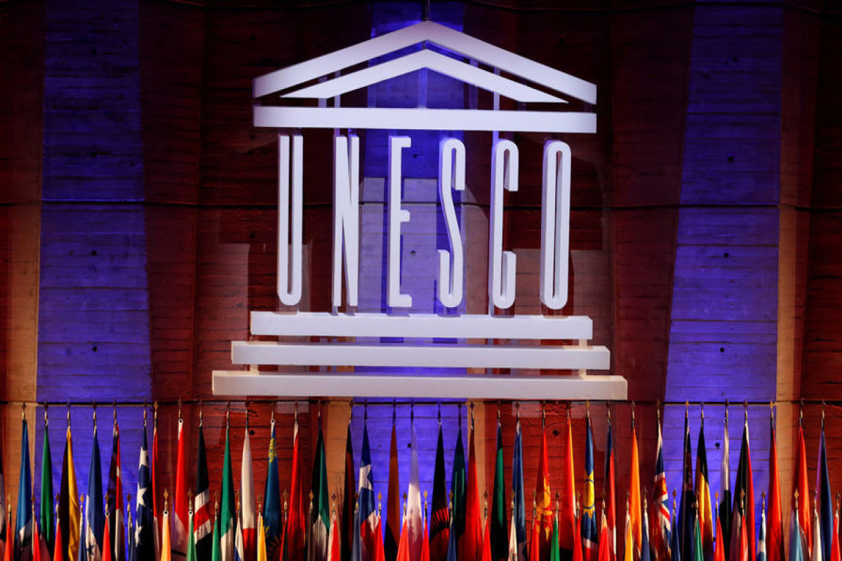 UNESCO: Planetin əhalisinin onda biri yazıb-oxuya bilmir