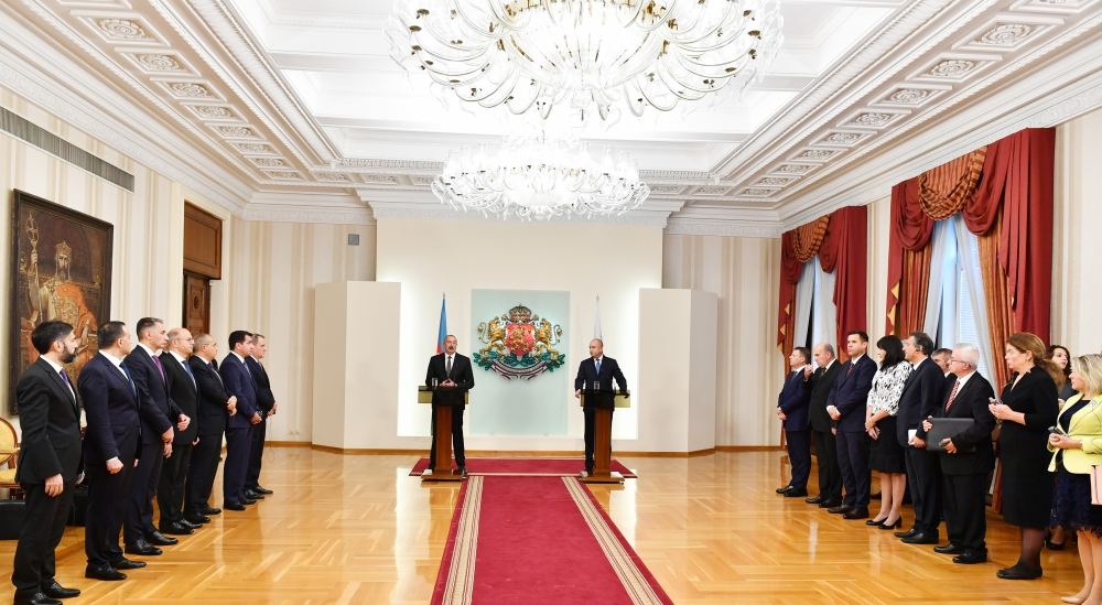 Prezident İlham Əliyev: Enerji təhlükəsizliyi məsələlərinin indiki şəraitdə əhəmiyyəti daha da artıb