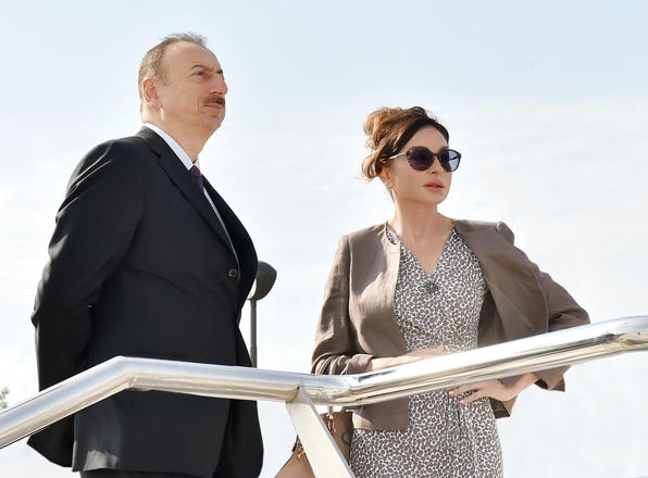 Prezident İlham Əliyev və birinci xanım Mehriban Əliyeva Ağdamda Azərbaycan Milli Şəhərsalma Forumunun açılış mərasimində iştirak edirlər