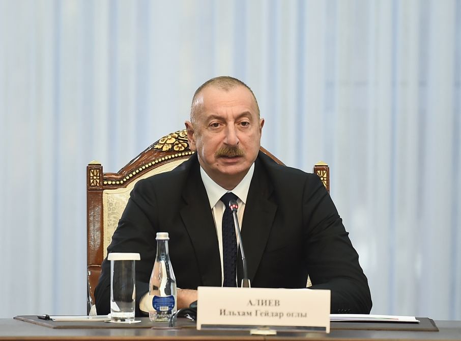 Prezident İlham Əliyev: Çin-Qırğızıstan-Özbəkistan-Xəzər dənizi yeni dəmir yolunun istismara verilməsi ilə ticarət dövriyyəsinin artırılması üçün imkanlar yaranacaq