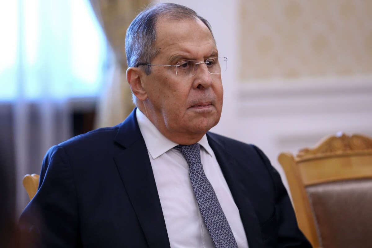 Lavrov bu türk ölkəsinə səfərini təxirə saldı