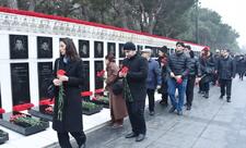 20 Yanvar şəhidlərinin xatirəsi dərin ehtiramla anılır