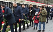 20 Yanvar şəhidlərinin xatirəsi dərin ehtiramla anılır
