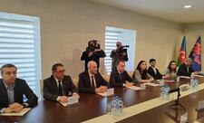 Mətbuat Şurasında “KİV-in kibertəhlükəsizlik problemləri” mövzusunda dəyirmi masa keçirilib