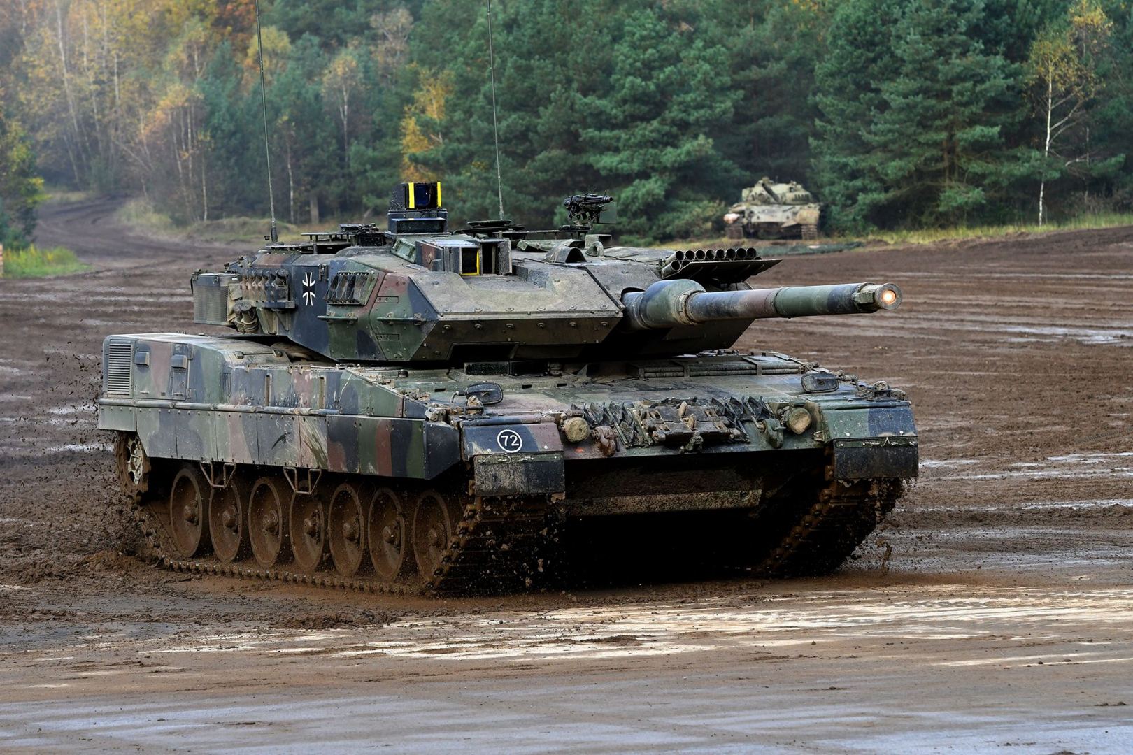 İsveç 10 ədəd "Leopard" tankını Ukraynaya təhvil vermək qərarına gəlib