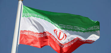 Çat verən İran rejimi və Arazda boğulan mollalar
