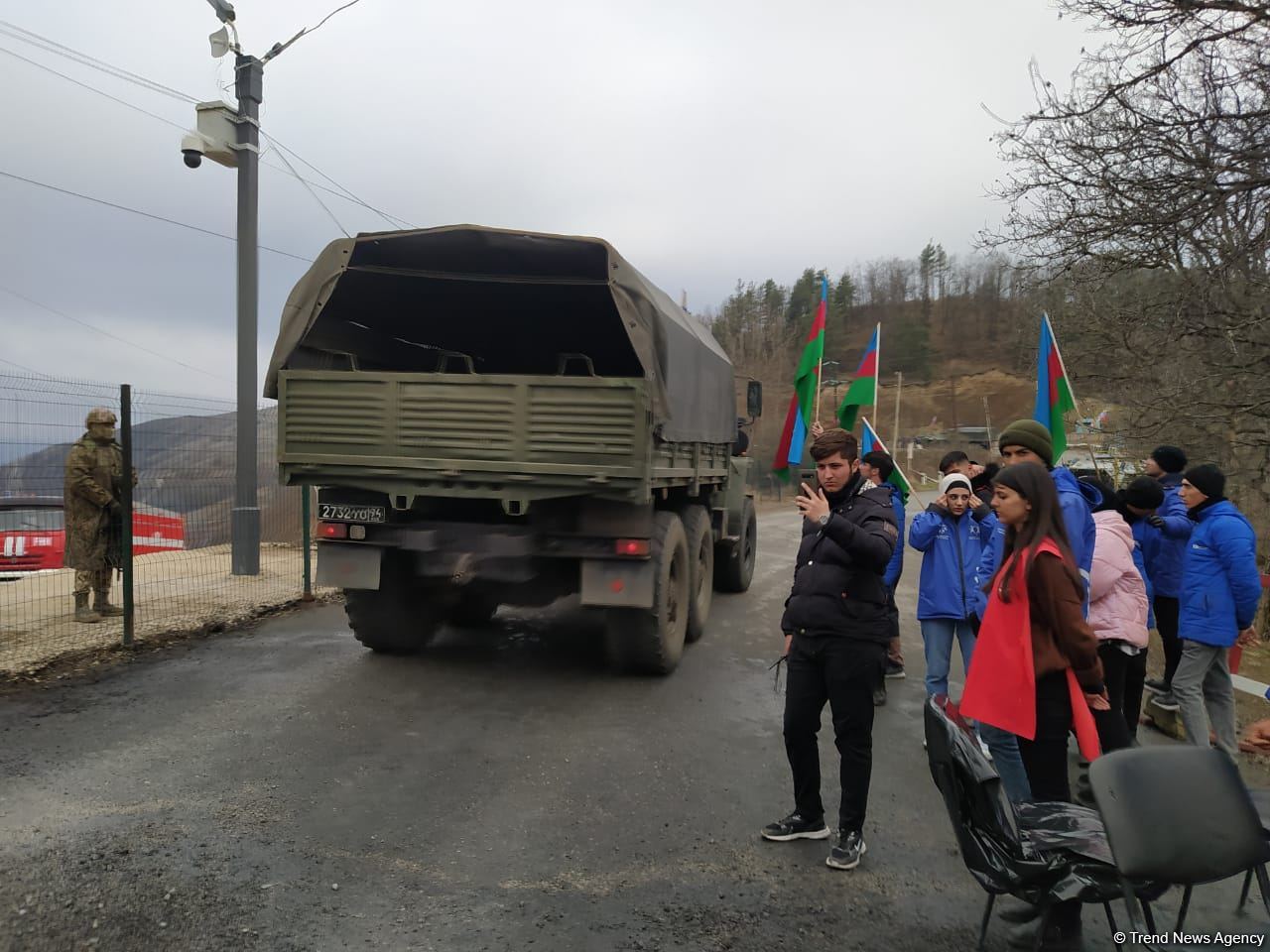 Sülhməramlılara aid 3 avtomobil Laçın yolundan maneəsiz keçib -FOTO