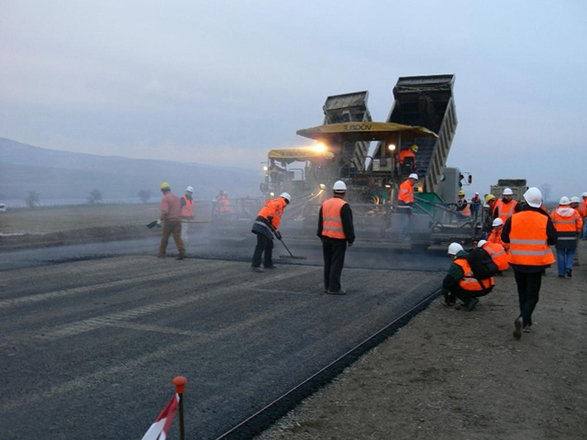Sabirabad avtomobil yollarının əsaslı təmiri ilə bağlı 2,9 milyon manat ayrıldı - SƏRƏNCAM