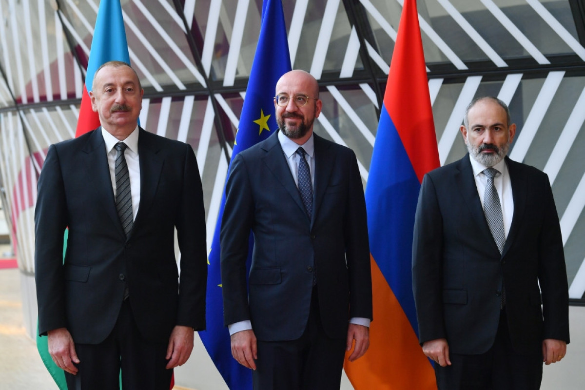 Brüssel görüşü: Ermənistan bu dəfə Aİ platformasında Qarabağı Azərbaycan ərazisi kimi tanıdı - TƏHLİL