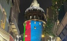 İstanbulda Qalata qülləsi Azərbaycan bayrağının rəngləri ilə işıqlandırılıb