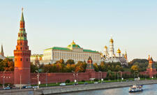 Peskov: Kreml əməkdaşlarına iPhone-dan xidməti məqsədlər üçün istifadə qadağan olunub