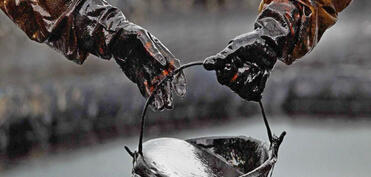 “Brent” nefti ucuzlaşıb, WTI isə cüzi bahalaşıb