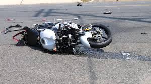 В Баку водитель мопеда разбился насмерть