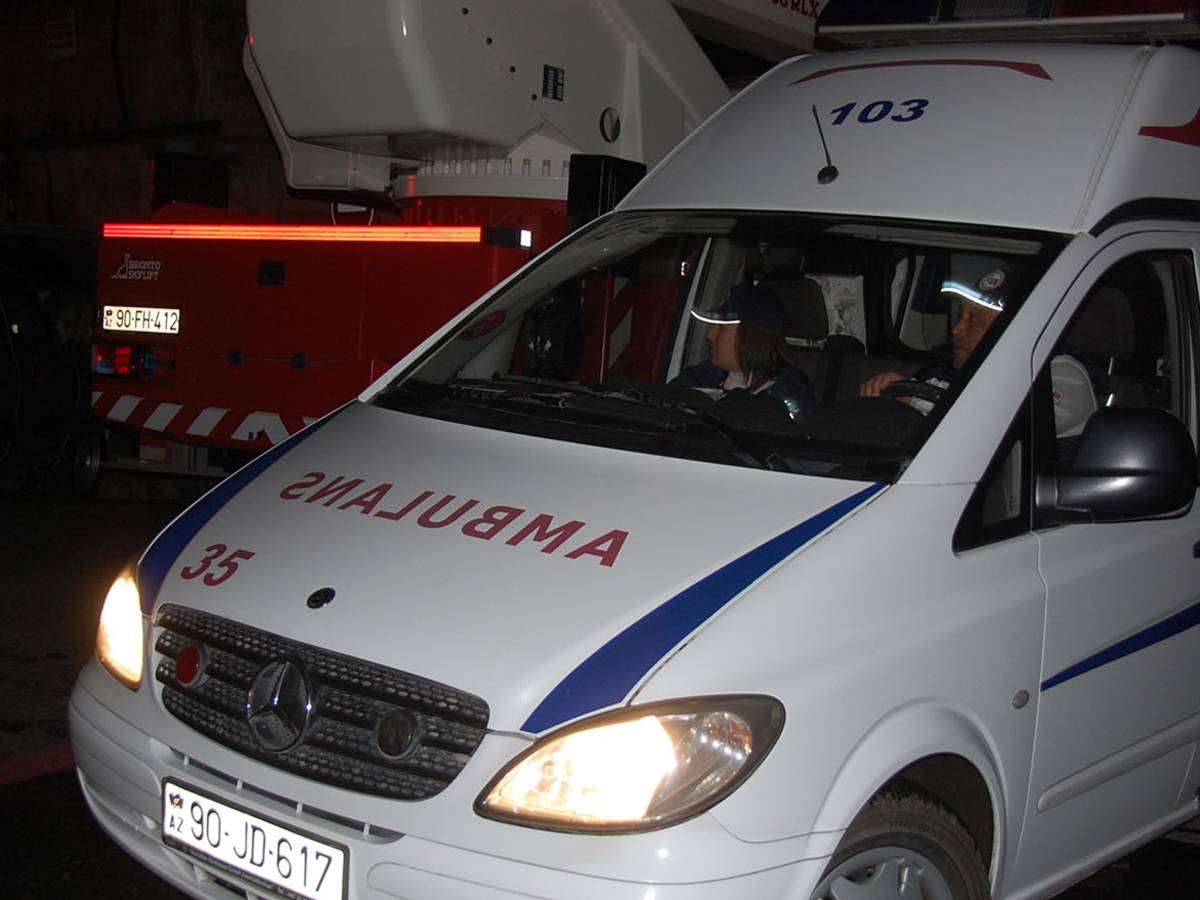 Azərbaycanda təcili yardım şöbələri gücləndirilmiş iş rejiminə keçib